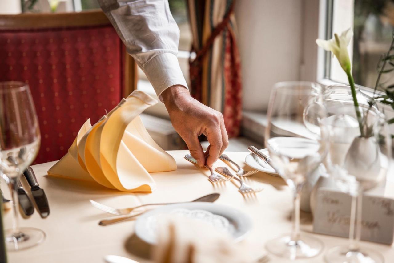 Wellnesshotel Schoenruh - Adults Only Seefeld in Tirol Luaran gambar