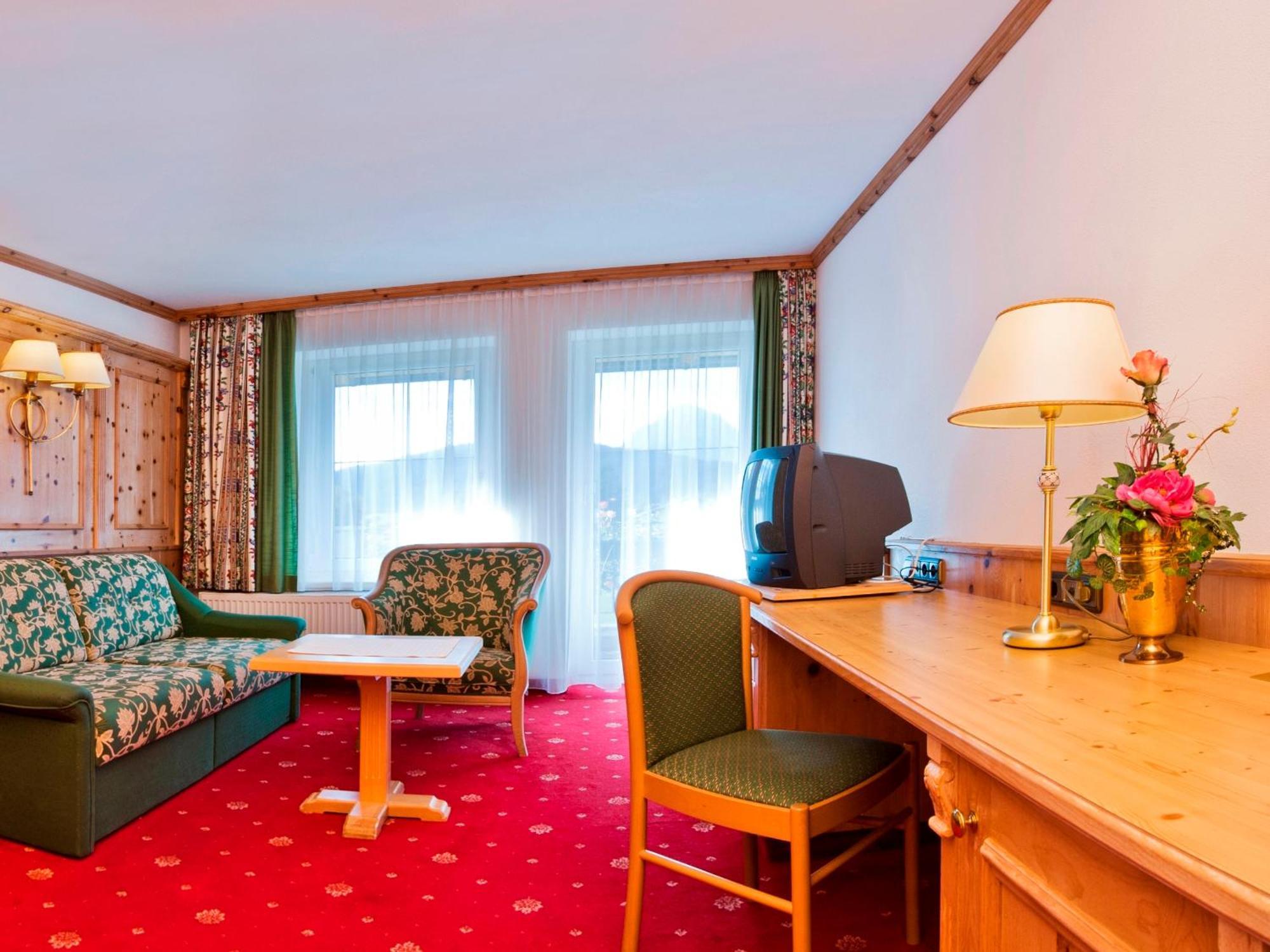 Wellnesshotel Schoenruh - Adults Only Seefeld in Tirol Luaran gambar